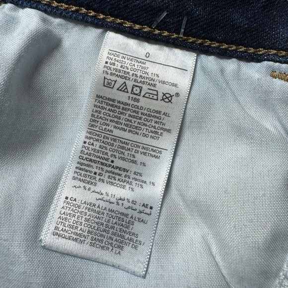 Old Navy Extra High Rise Kicker Boot Cut buttonfly dark wash jeans women’s 0 - Picture 7 of 12